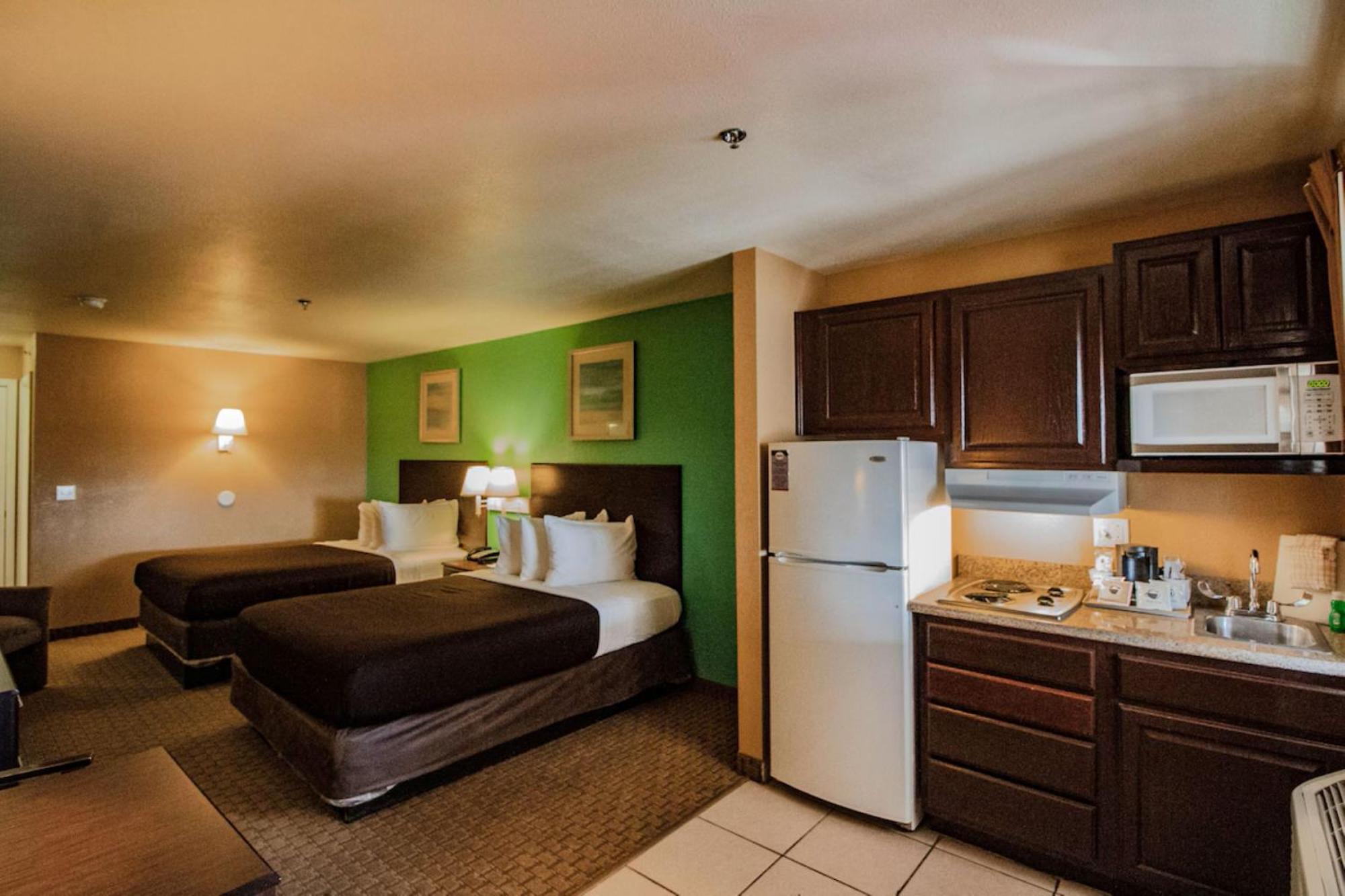 ซับเบิร์บบัน เอ็กซเทนเดด สเตย์ โฮเต็ล Hotel อลาโมกอร์โด ภายนอก รูปภาพ